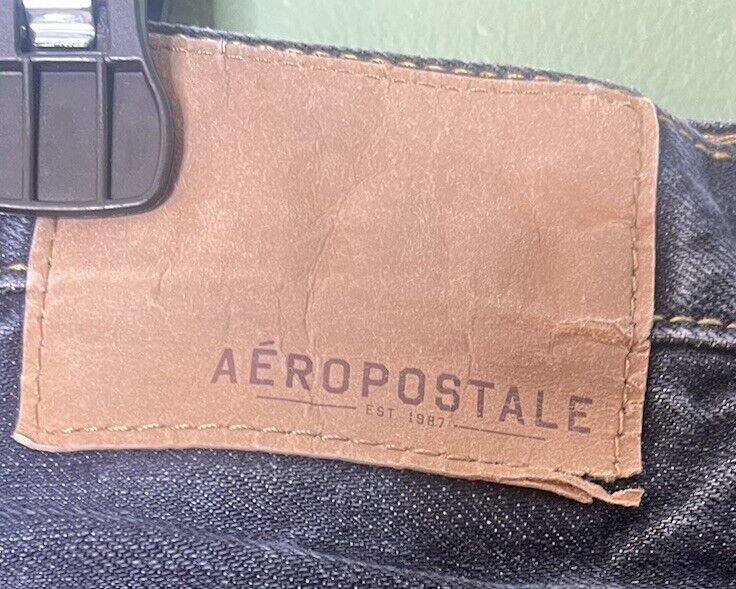 aeropostale bowery jeans slim straight mens 32/30 distressed