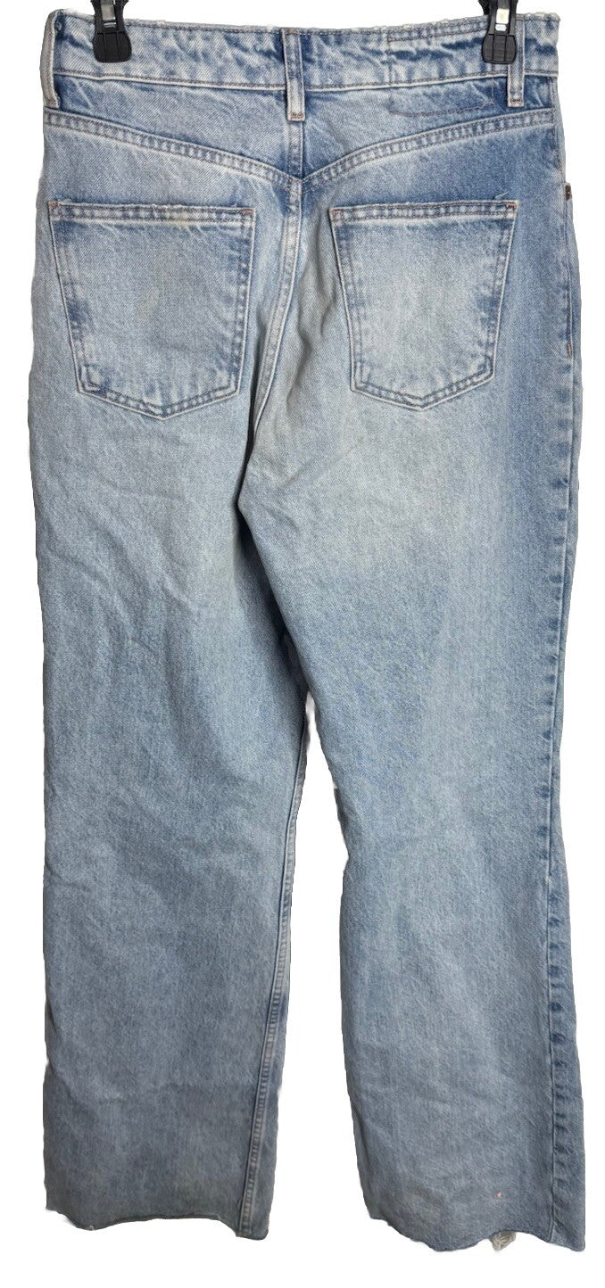 Zara Jeans Women's Size 6 Blue Denim Relaxed Tapered Distressed Destroyed Adult