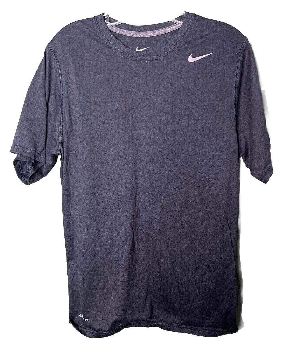Nike Dry Fit Men’s Medium Short Sleeve  Shirt