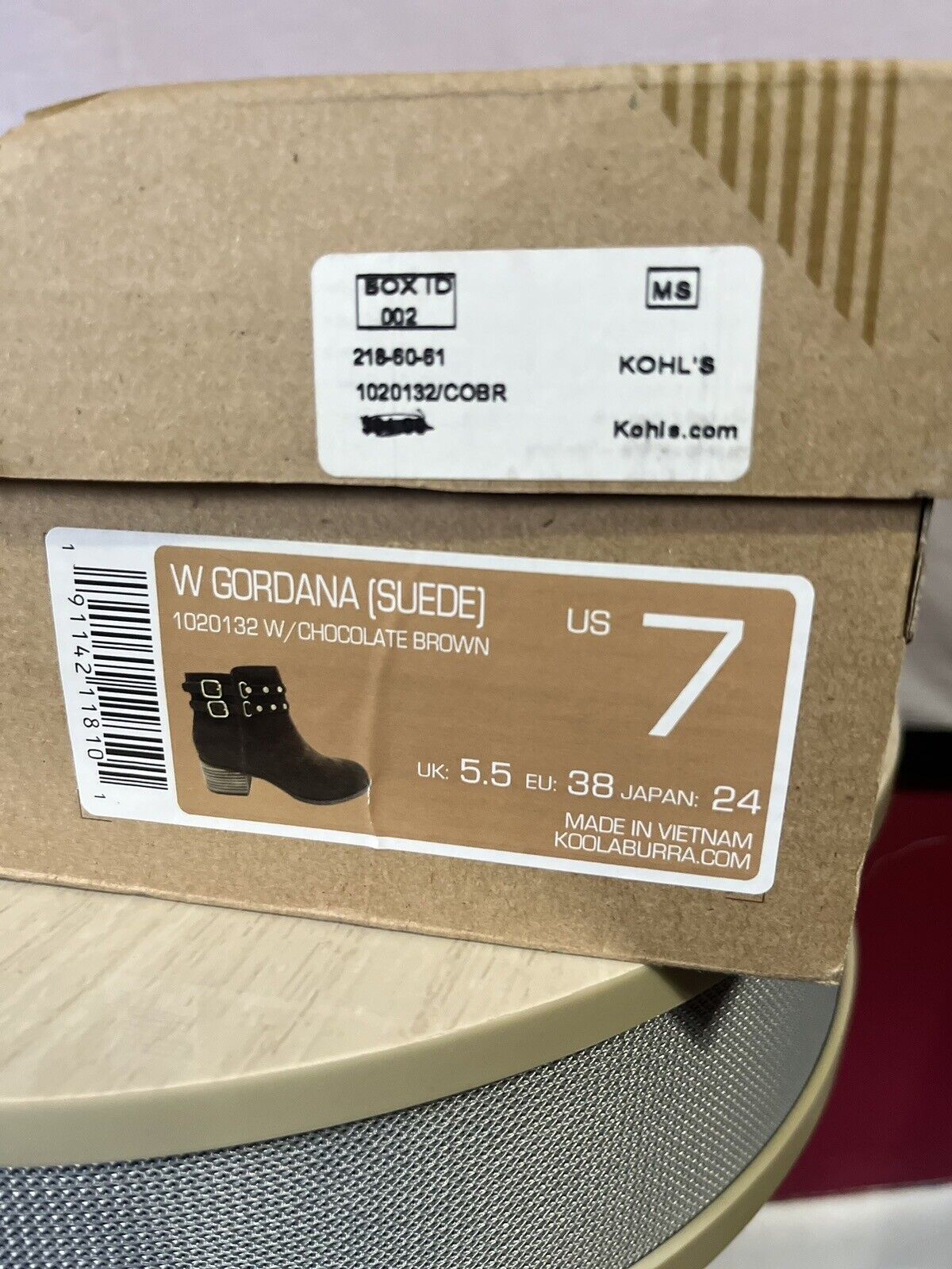 koolaburra by ugg, Women’s Size 7, Suede Brown Heeled Boots, Rare Find,