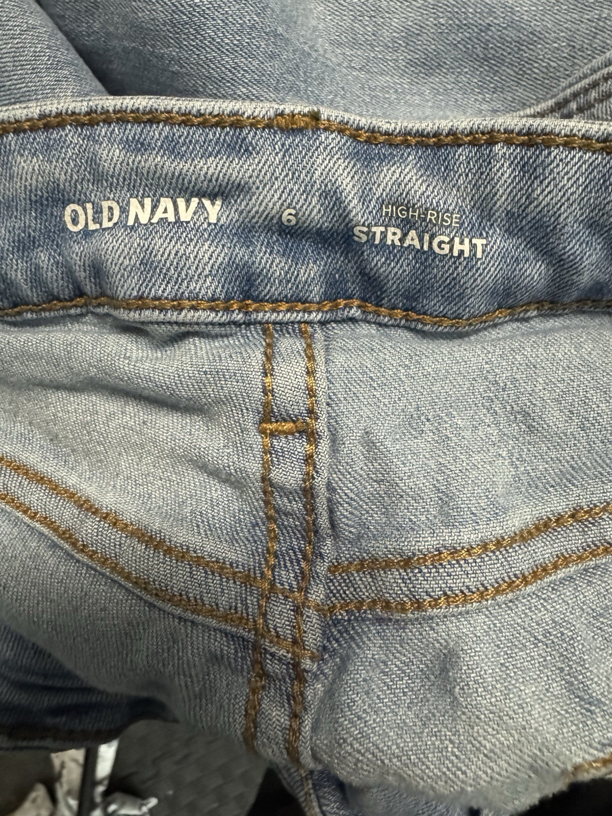 Old Navy |  Sky-Hi Straight Extra High Rise Jeans Size 6