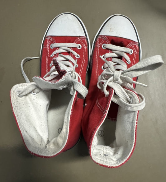 High Top Classic Men’s US Size 9.
